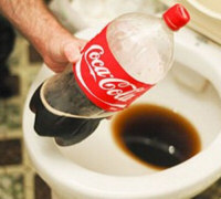 Clean toilets with coca cola